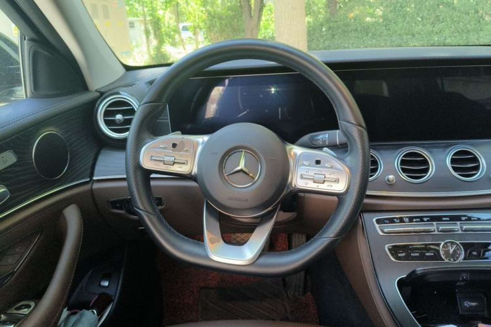 Used Mercedes-Benz E-Class 2019 E 260 L Sport Edition Steering Wheel