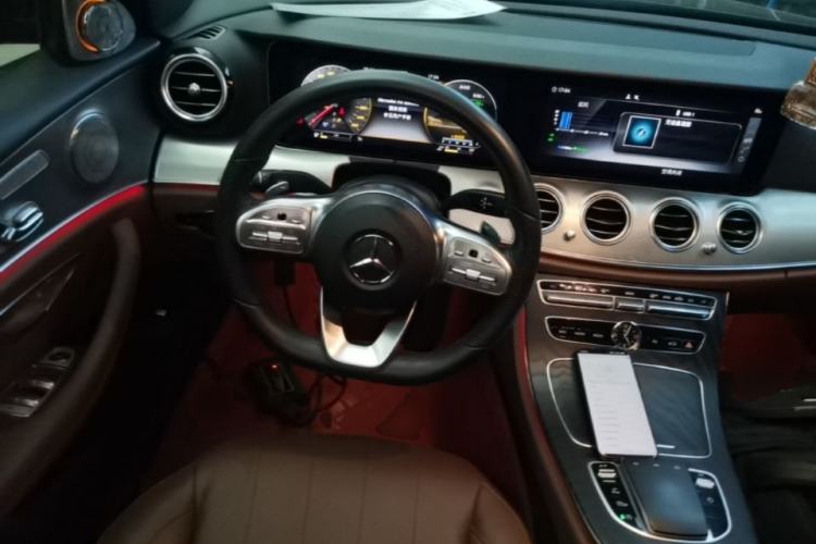 Used Mercedes-Benz E-Class 2019 E 260 Sport Edition Steering Wheel