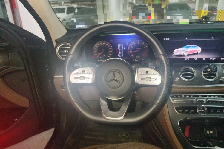 Used Mercedes-Benz E-Class 2019 Restyled E 300 L Sporty and Stylish Edition Steering Wheel