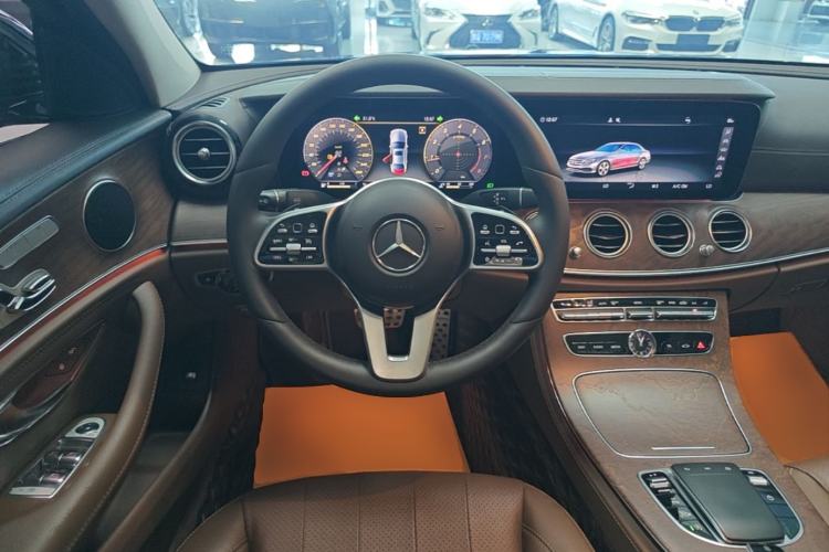 Used Mercedes-Benz E-Class 2019 E 300 L Stylish Model Steering Wheel