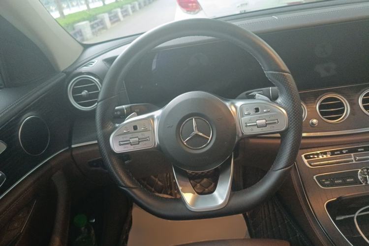 Used Mercedes-Benz E-Class 2019 E 260 L Sport Edition Steering Wheel