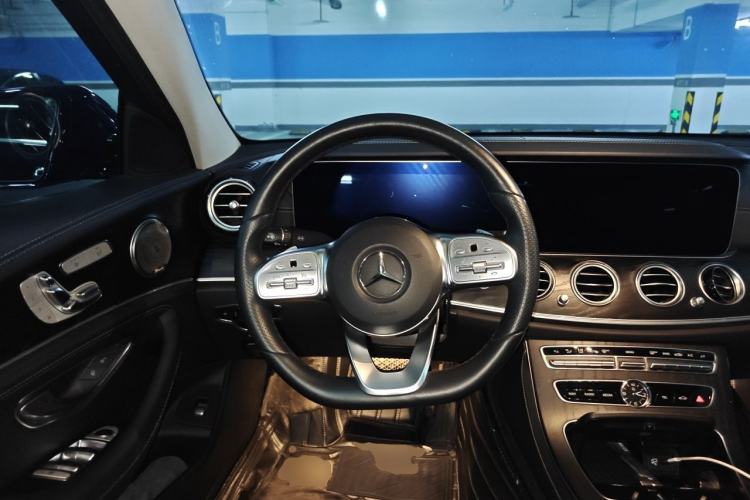 Used Mercedes-Benz E-Class 2019 E 300 L Sporty and Stylish Model Steering Wheel