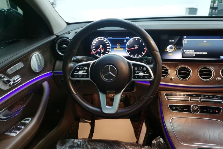 Used Mercedes-Benz E-Class 2019 E 300 L Luxury Model Steering Wheel