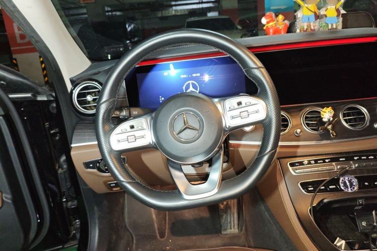Used Mercedes-Benz E-Class 2019 E 260 L Sport Edition Steering Wheel