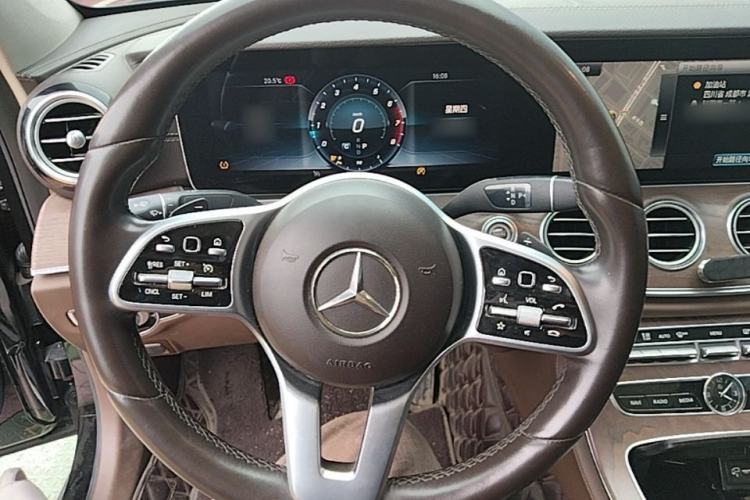 Used Mercedes-Benz E-Class 2019 Restyled E 300 L Luxury Edition Steering Wheel