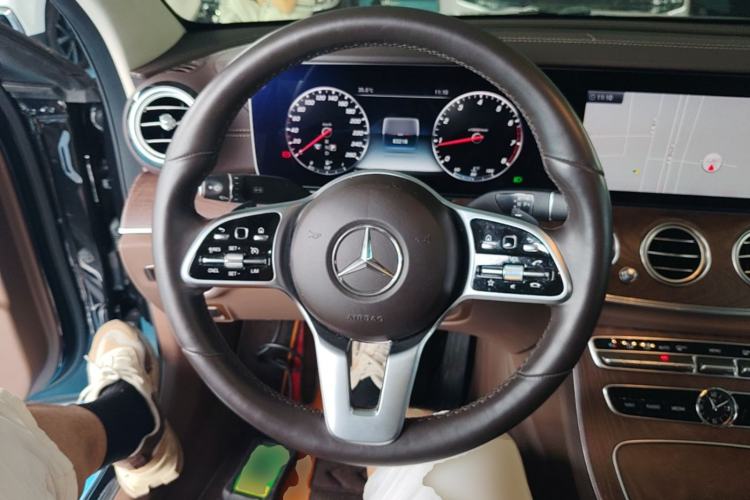 Used Mercedes-Benz E-Class 2019 E 300 L Luxury Model Steering Wheel