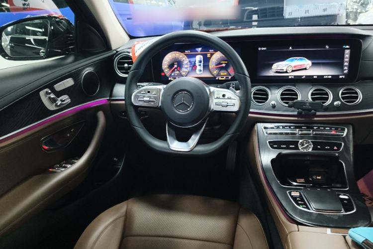 Used Mercedes-Benz E-Class 2019 E 300 L Sporty and Stylish Model Steering Wheel