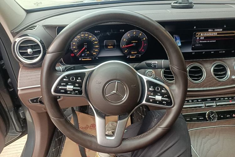 Used Mercedes-Benz E-Class 2019 E 300 L Stylish Model Steering Wheel
