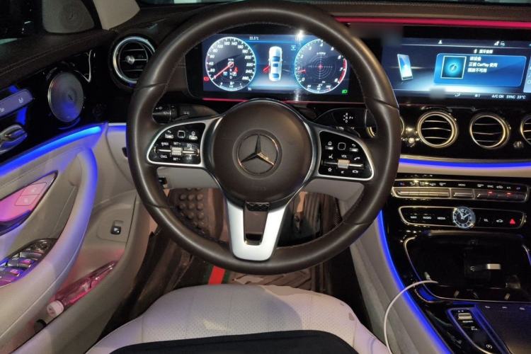 Used Mercedes-Benz E-Class 2019 Facelifted E 300 L Stylish Version Steering Wheel