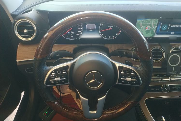 Used Mercedes-Benz E-Class 2019 Restyled E 300 L Luxury Edition Steering Wheel
