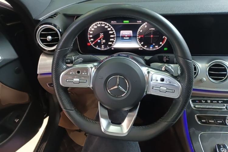 Used Mercedes-Benz E-Class 2019 E 260 Sport Edition Steering Wheel