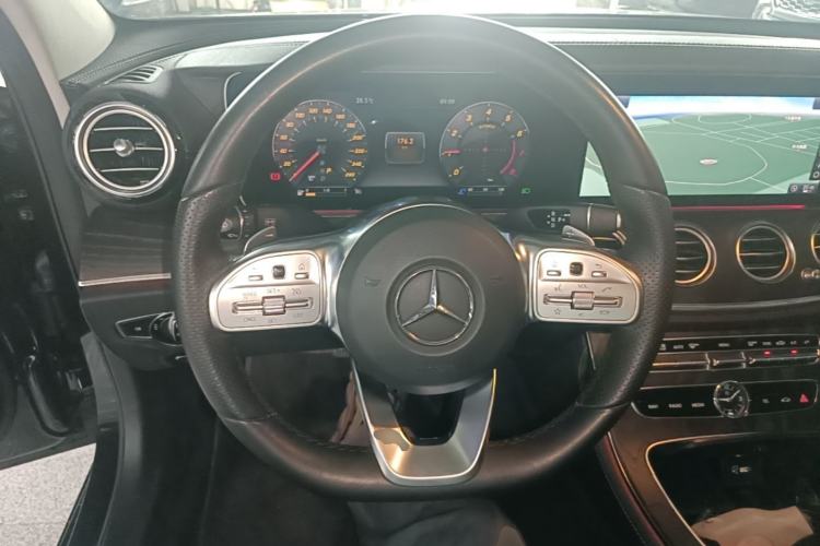 Used Mercedes-Benz E-Class 2019 Restyled E 300 L Sporty and Stylish Edition Steering Wheel