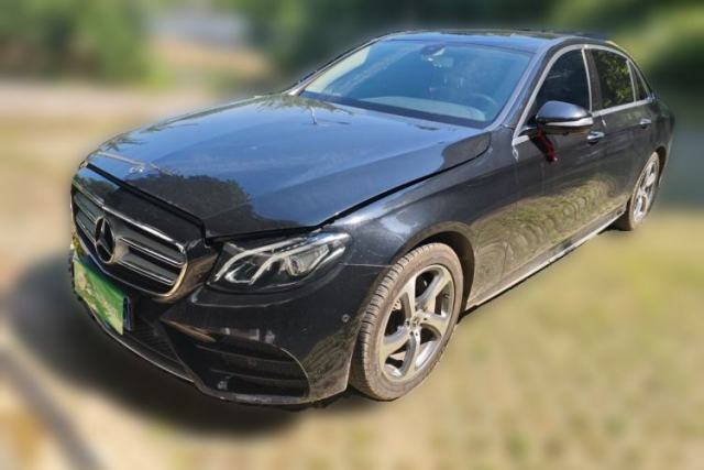 Used Mercedes-Benz E-Class 2019 E 300 L Sporty and Stylish Model