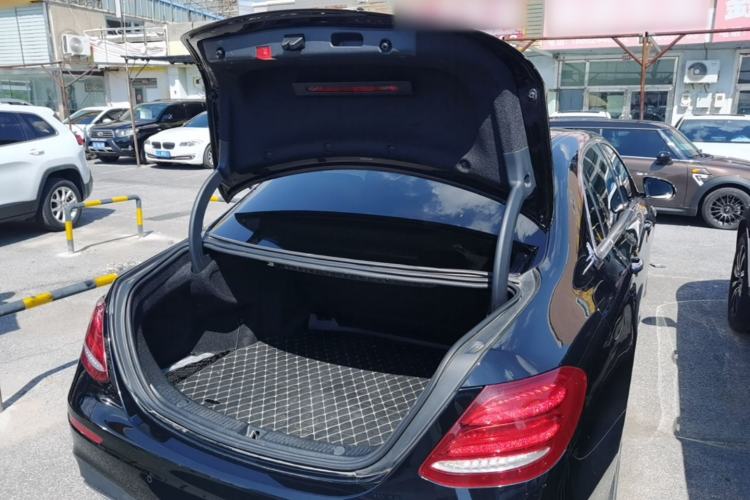Used Mercedes-Benz E-Class 2019 Restyled E 300 L Sporty and Stylish Edition Trunk