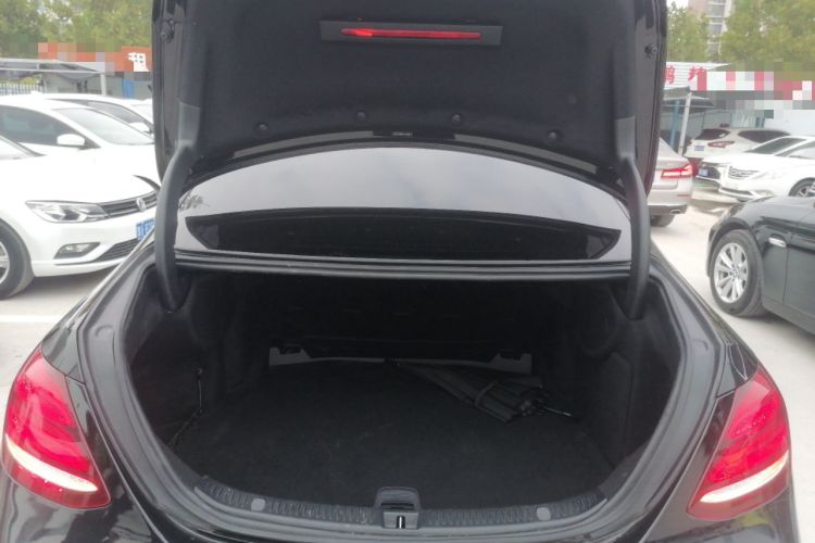 Used Mercedes-Benz E-Class 2019 E 260 L Sport Edition Trunk