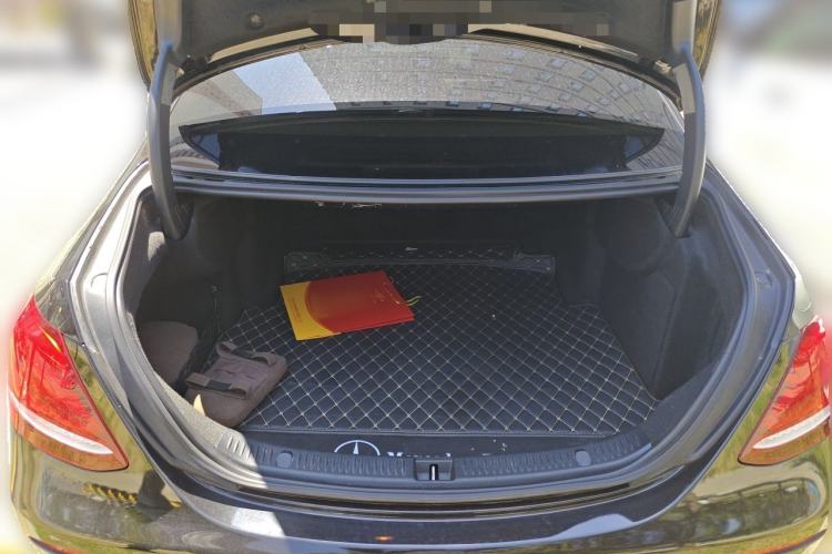 Used Mercedes-Benz E-Class 2019 Facelifted E 300 L Stylish Version Trunk
