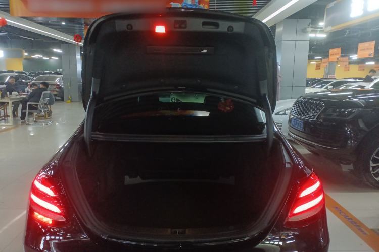Used Mercedes-Benz E-Class 2019 Facelifted E 300 L Stylish Version Trunk