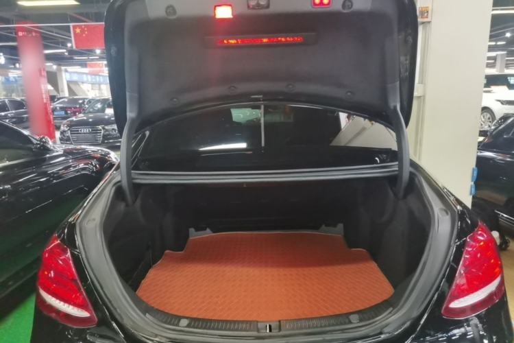 Used Mercedes-Benz E-Class 2019 E 300 L Luxury Model Trunk