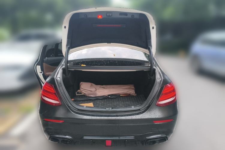 Used Mercedes-Benz E-Class 2019 Restyled E 300 L Sporty and Stylish Edition Trunk