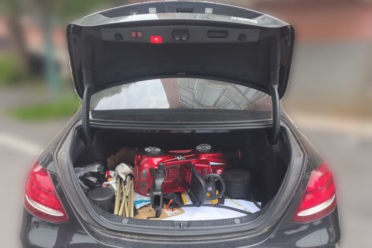 Used Mercedes-Benz E-Class 2019 E 260 L Trunk