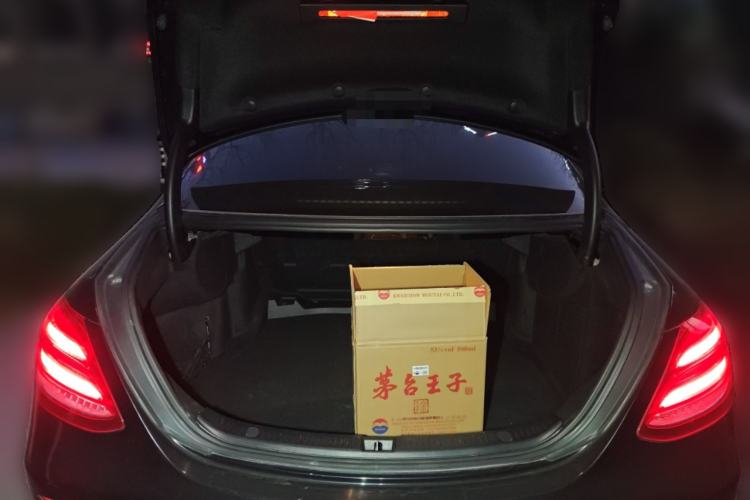 Used Mercedes-Benz E-Class 2019 E 300 L Luxury Model Trunk