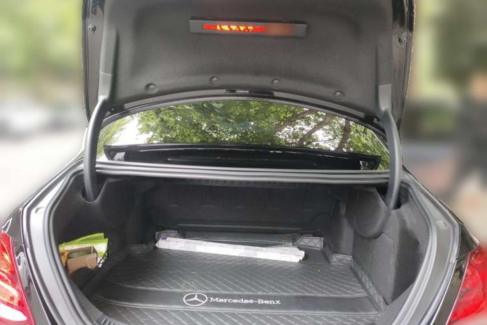 Used Mercedes-Benz E-Class 2019 Restyled E 300 L Sporty and Stylish Edition Trunk