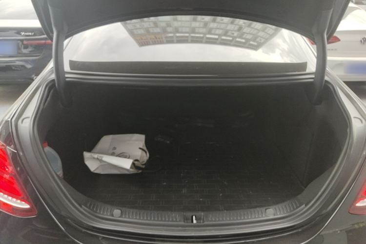 Used Mercedes-Benz E-Class 2019 E 300 L Stylish Model Trunk