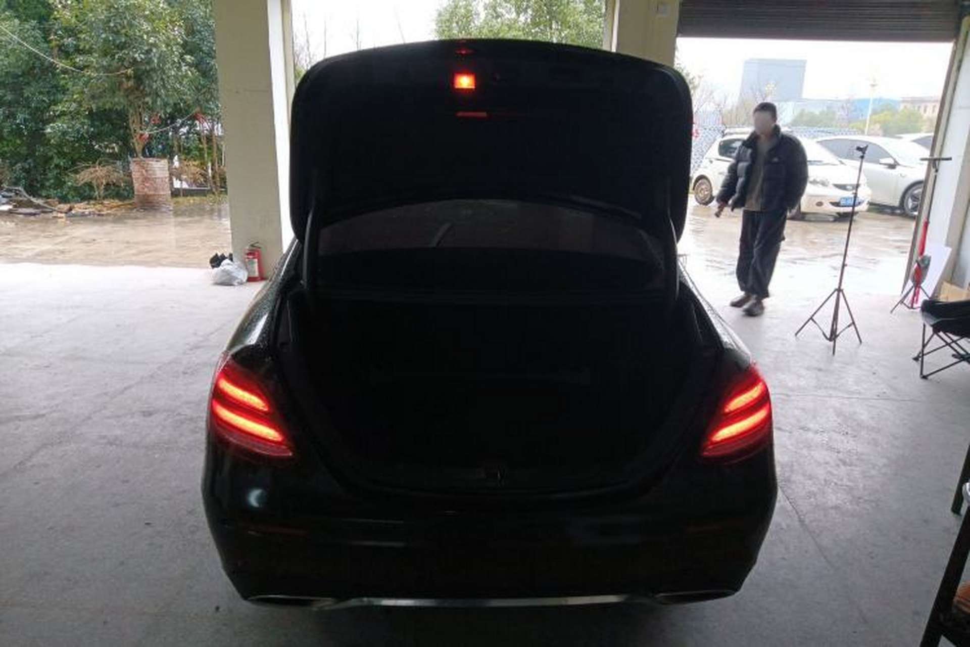 Used Mercedes-Benz E-Class 2019 Restyled E 300 L Sporty and Stylish Edition Trunk