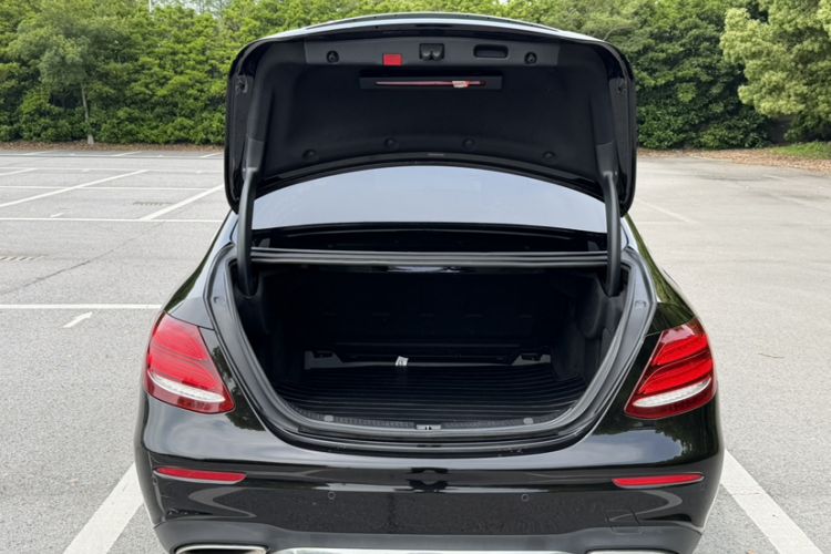Used Mercedes-Benz E-Class 2019 E 260 L Sport Edition Trunk