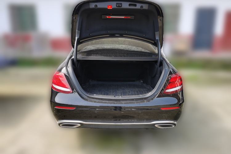 Used Mercedes-Benz E-Class 2019 Facelifted E 300 L Stylish Version Trunk