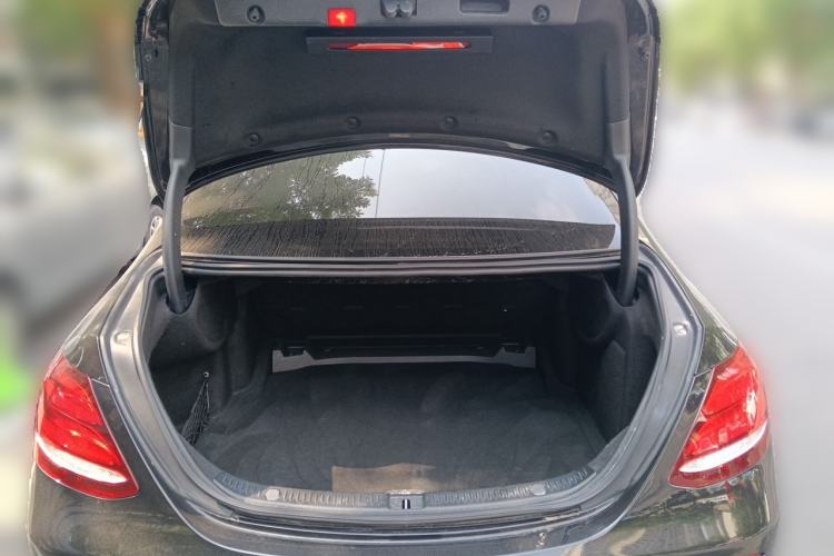 Used Mercedes-Benz E-Class 2019 Facelifted E 300 L Stylish Version Trunk