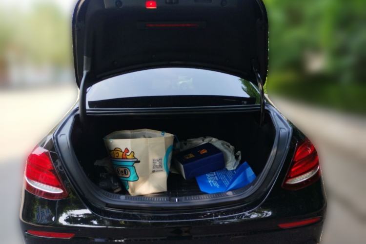 Used Mercedes-Benz E-Class 2019 Restyled E 300 L Sporty and Stylish Edition Trunk