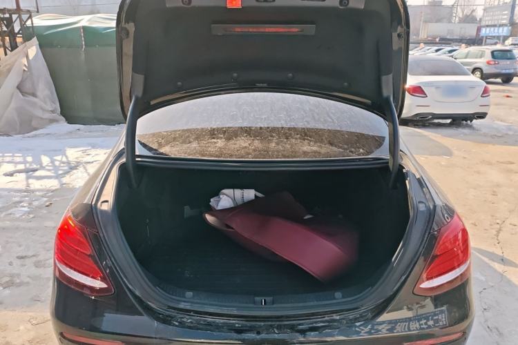 Used Mercedes-Benz E-Class 2019 E 200 L Sport Edition Trunk