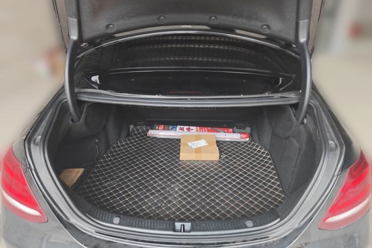 Used Mercedes-Benz E-Class 2019 E 260 L Sport Edition Trunk