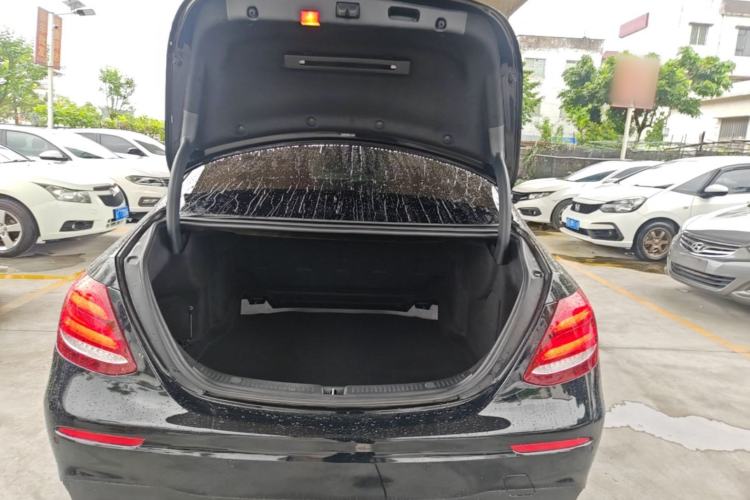 Used Mercedes-Benz E-Class 2019 E 200 L Sport Edition Trunk