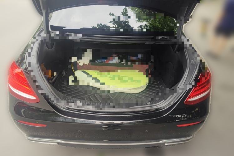 Used Mercedes-Benz E-Class 2019 E 200 L Trunk