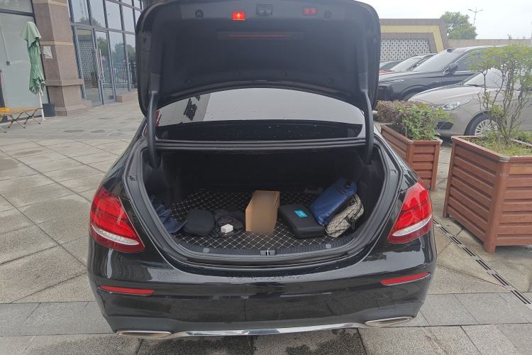 Used Mercedes-Benz E-Class 2019 Restyled E 300 L Sport Luxury Edition Trunk