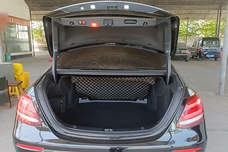 Used Mercedes-Benz E-Class 2019 Restyled E 300 L Sporty and Stylish Edition Trunk