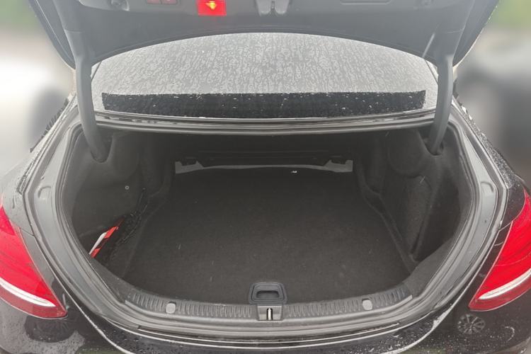 Used Mercedes-Benz E-Class 2019 Facelifted E 300 L Stylish Version Trunk