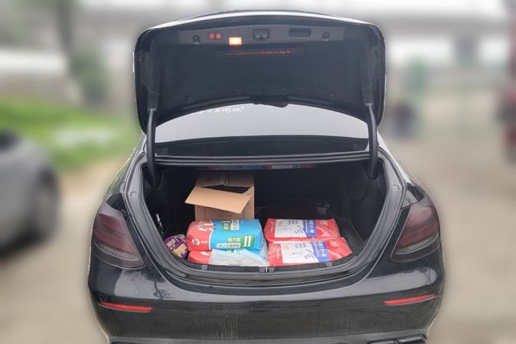 Used Mercedes-Benz E-Class 2019 Facelifted E 300 L Stylish Version Trunk