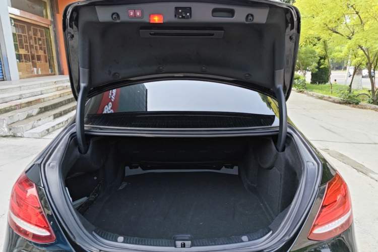 Used Mercedes-Benz E-Class 2019 E 300 L Sporty and Stylish Model Trunk