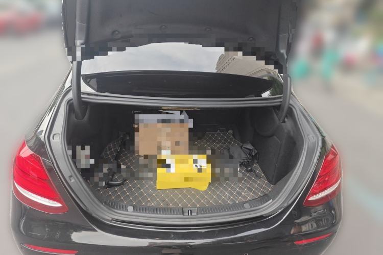 Used Mercedes-Benz E-Class 2019 E 200 L Trunk