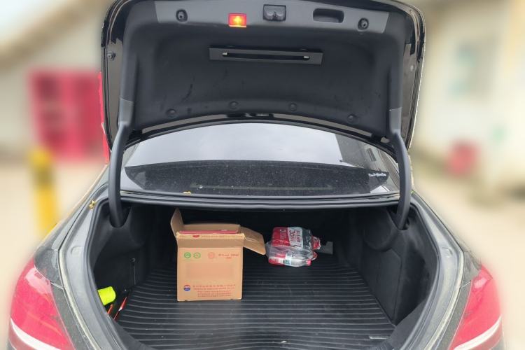 Used Mercedes-Benz E-Class 2019 E 300 L Stylish Model Trunk