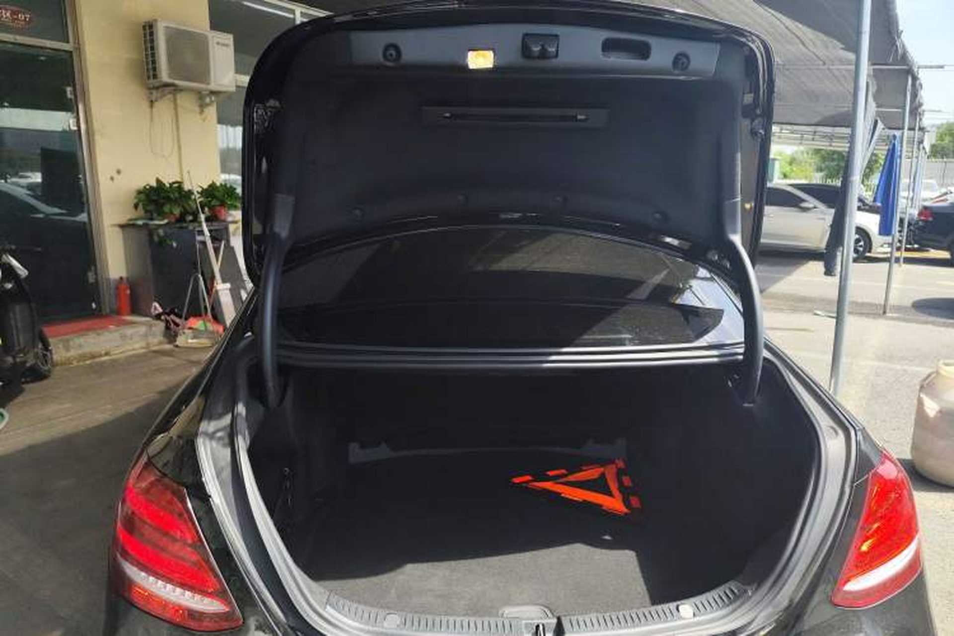 Used Mercedes-Benz E-Class 2019 E 200 L Sport Edition Trunk