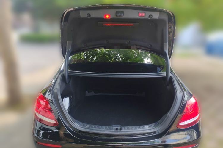 Used Mercedes-Benz E-Class 2019 Restyled E 300 L Luxury Edition Trunk
