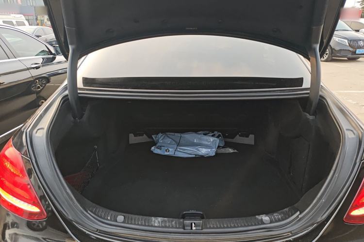 Used Mercedes-Benz E-Class 2019 E 260 L Sport Edition Trunk