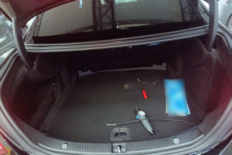 Used Mercedes-Benz E-Class 2019 E 200 L Trunk