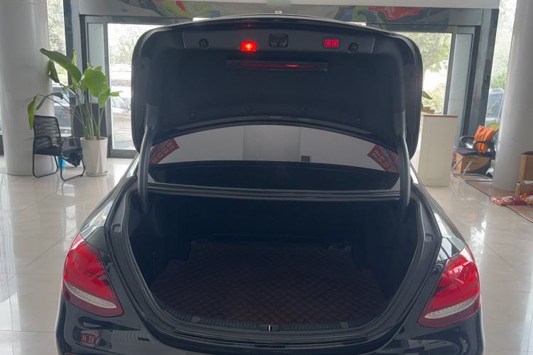 Used Mercedes-Benz E-Class 2019 Restyled E 300 L Sport Luxury Edition Trunk