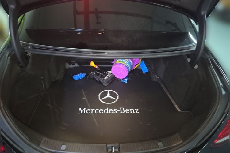 Used Mercedes-Benz E-Class 2019 E 200 L Trunk