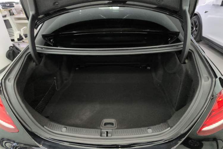 Used Mercedes-Benz E-Class 2019 E 300 L Luxury Model Trunk